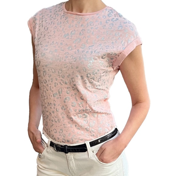 Bundle of two 100% Cotton Animal Print Tees - Picture 11 of 16